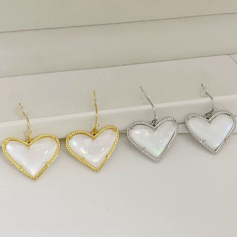 Kendra Scott Heart Shaped Earrings